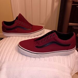 Unisex Burgundy Vans (Size 9 men) (10.5 women)